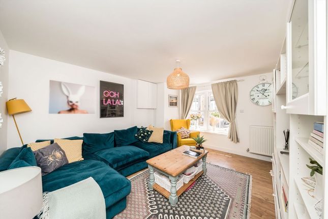 49, Cleaveland Road, Surbiton photo 2