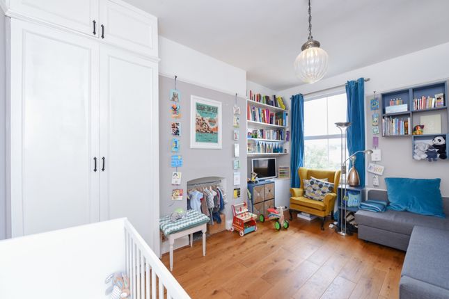 Flat 3, 18, Mazenod Avenue, London photo 4