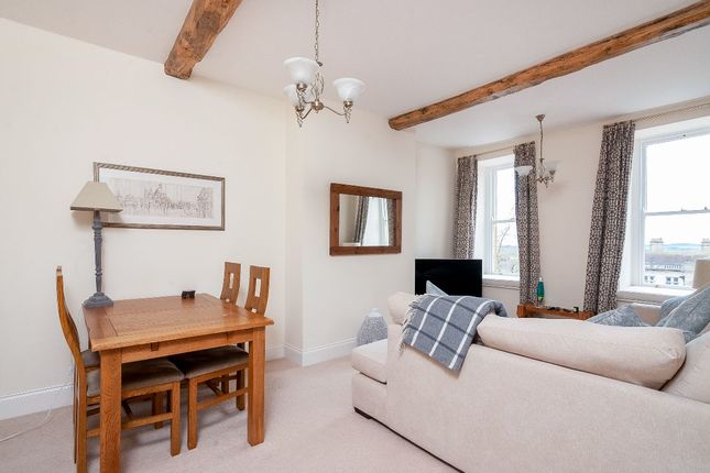 Flat 4, White Hart Mews, Chipping Norton photo 4