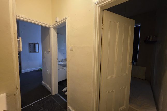72, Lonsdale Street, Bradford photo 5