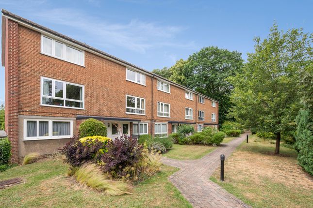 Flat for sale in Oakhill Court, Edge Hill, Wimbledon