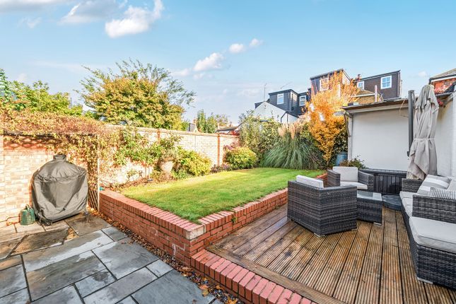 Heath Road, Weybridge photo 2