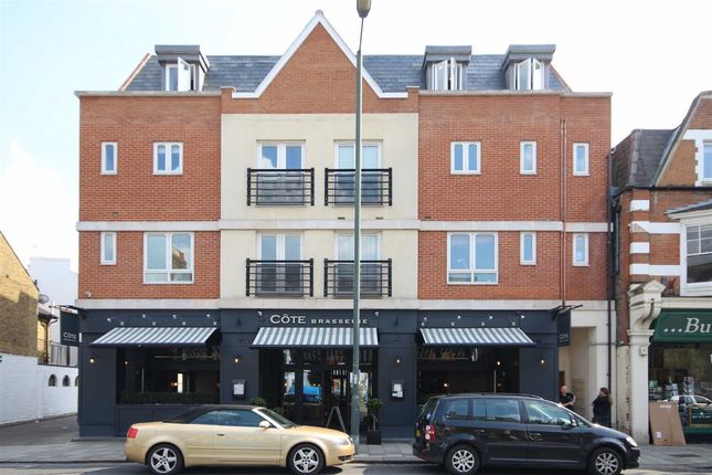2 bed flat to rent in High Street, Teddington