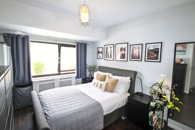 43a West Grove, Woodford Green photo 4