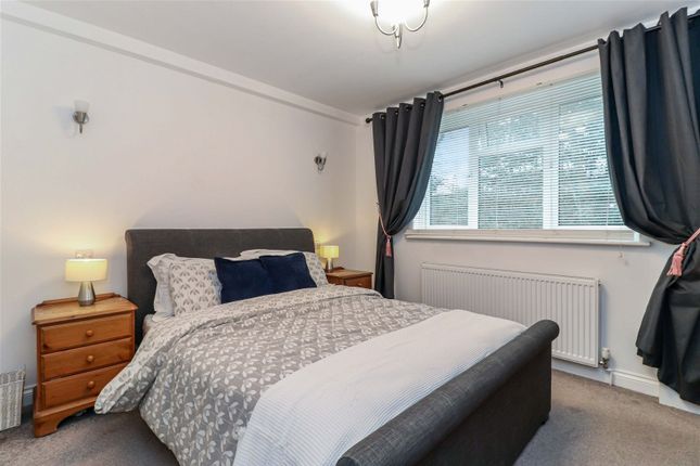 Flat for sale in Berry Lane, Rickmansworth