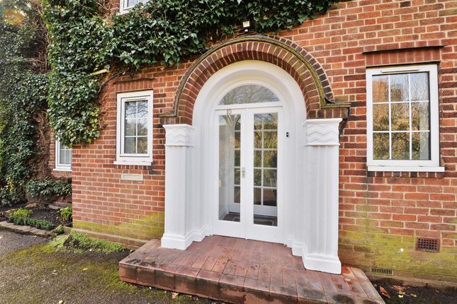 Detached house to rent in St James Road, Edgbaston, Birmingham