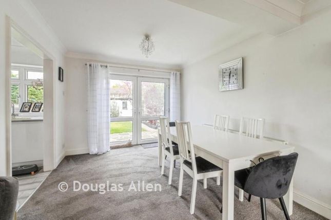105, Parsonage Road, Rainham photo 4