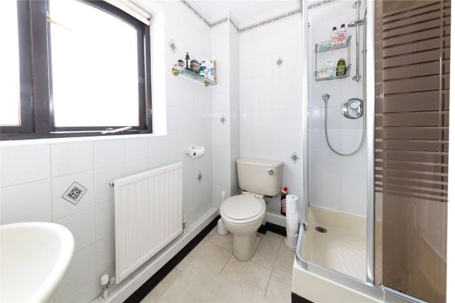 Ensuite Bedroom 1