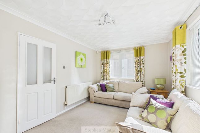 107, St Peters Rise, Bristol photo 3