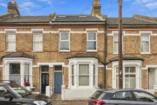 16b, Sulina Road, London photo 3