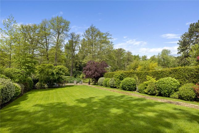 Alderbrook House, 22, Mayfield Road, Weybridge photo 4