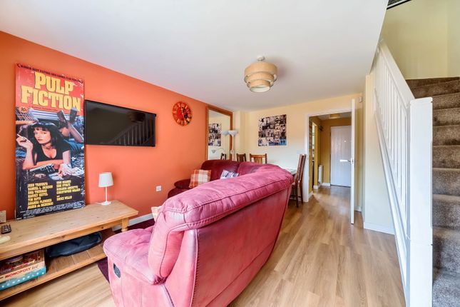 4, Viner Way, Hyde photo 4