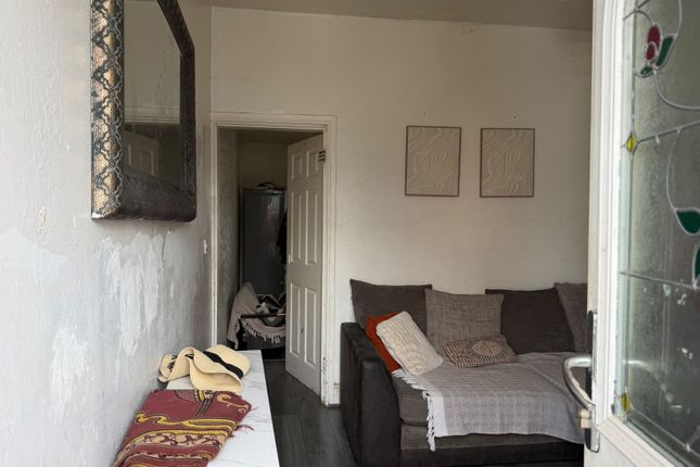 30 Formans Road, Sparkhill, Birmingham photo 3