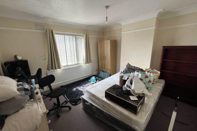 Buckingham Grove, Leeds photo 5