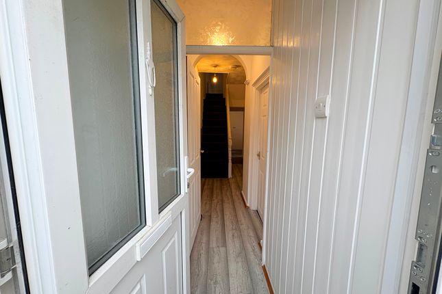 20 Commercial Street, Port Talbot photo 2