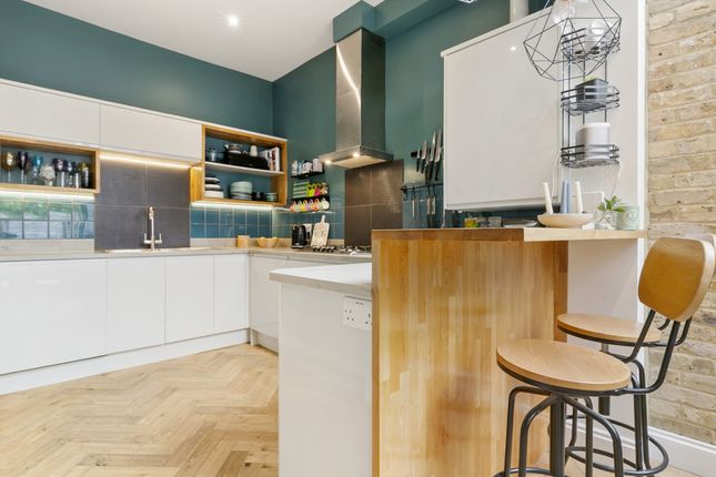 23, Darrell Road, London photo 3