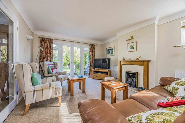 Nore Farm Avenue, Emsworth photo 3
