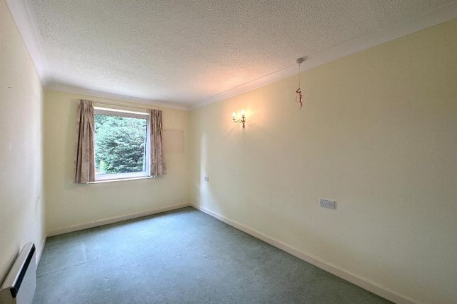 Property for sale in Salisbury Road, Worcester Park