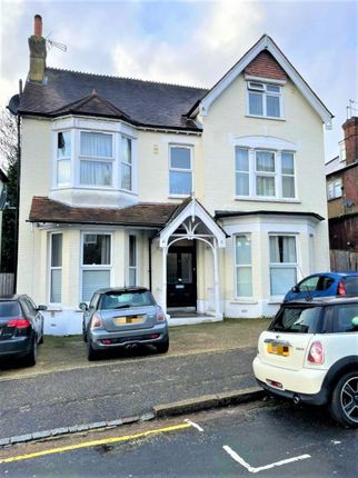 Studio to rent in Campden Road, South Croydon