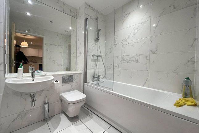 Apt 606 The Axium, 36, Windmill Street, Birmingham photo 3
