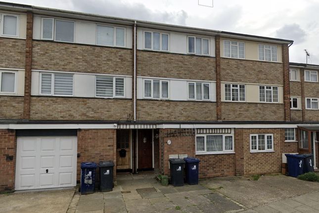 Thumbnail Terraced house for sale in Merlin Close, Hayes