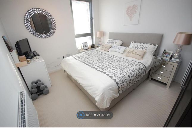 Axiom Apartments, Mercury Gardens, Romford photo 2