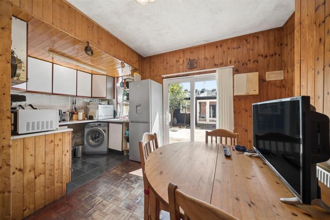 34, Links Road, London photo 4