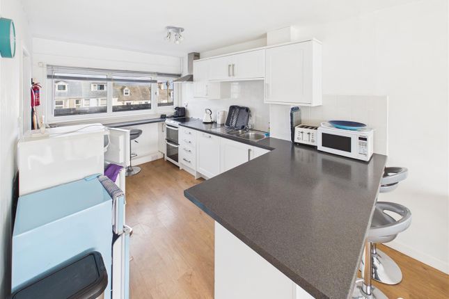4, Ayr Court, St. Ives photo 4