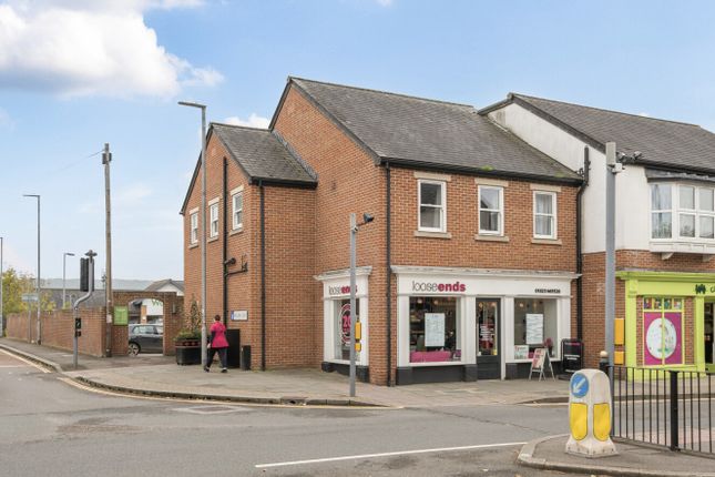 1 - 1365543-21-68ee2c...