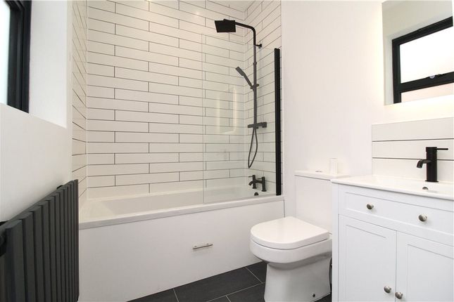 48, Lawrence Road, Ealing photo 4