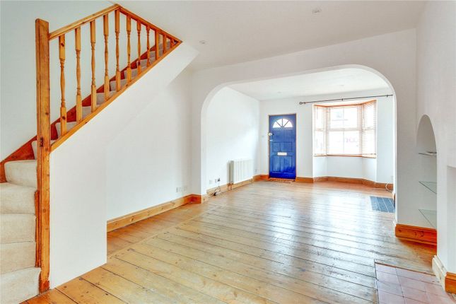 Terraced house to rent in Albert Road, Henley-On-Thames, Oxfordshire
