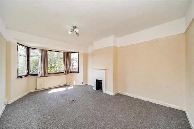 91, Cumbrian Gardens, London photo 4