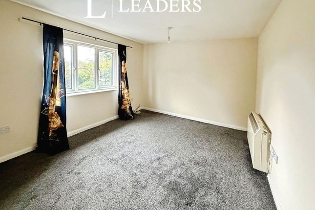 Regent Court, Swadlincote photo 4