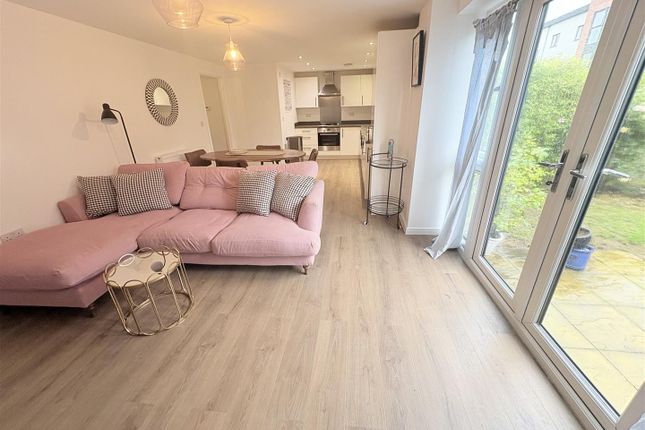 10, Catland Copse, Southampton photo 3