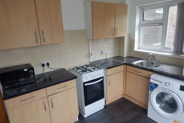 57 Wellington Street, Batley photo 5