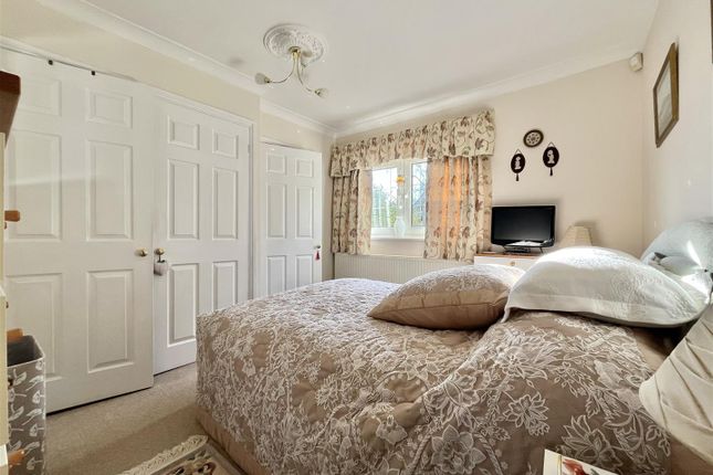 Shenfield, 17, Battery Hill, Fairlight photo 4