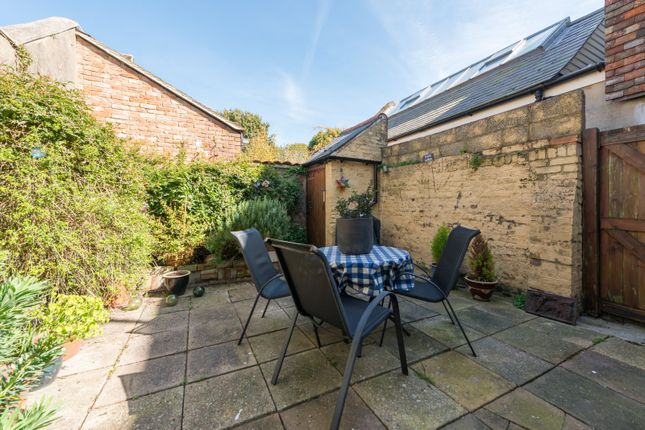 104, Middle Street, Kent photo 3