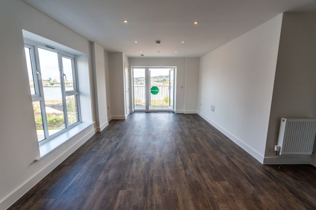 Thumbnail Flat to rent in Blue Boar Wharf, 20 Glenway Road, Rochester