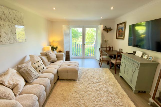 Apartment 7, Southdown Mews,, Southdown Road, Freshwater photo 2