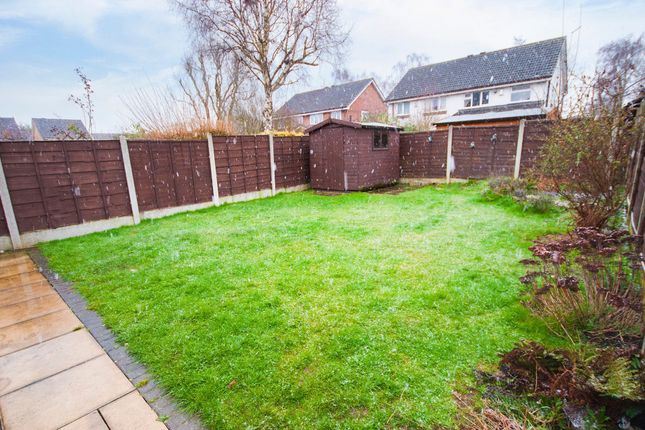 17 Allgreave Close, Sale photo 4