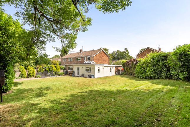 9, Avenue Close, Tadworth photo 4