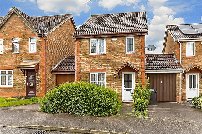 Thumbnail Detached house for sale in Foxwood Grove, Northfleet, Gravesend, Kent