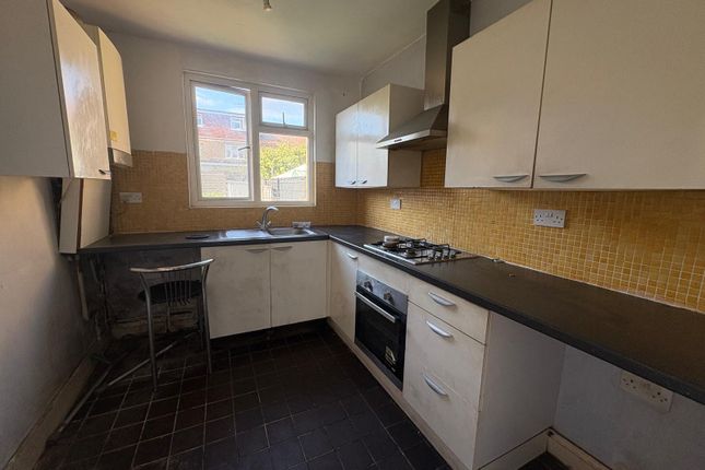 7, Raynham Avenue, ARR, Enfield, photo 5