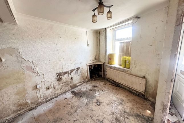 53, Hunter Street, Neath photo 2