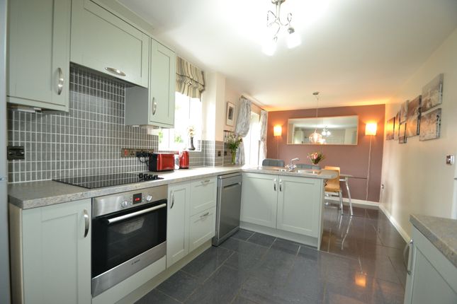 2, Sandbrook Close, Market Drayton photo 3