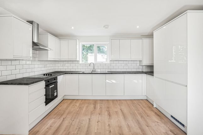 13, Swallow Lane, St Albans photo 4