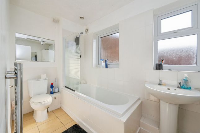 34, Danebridge Crescent, Derby photo 4