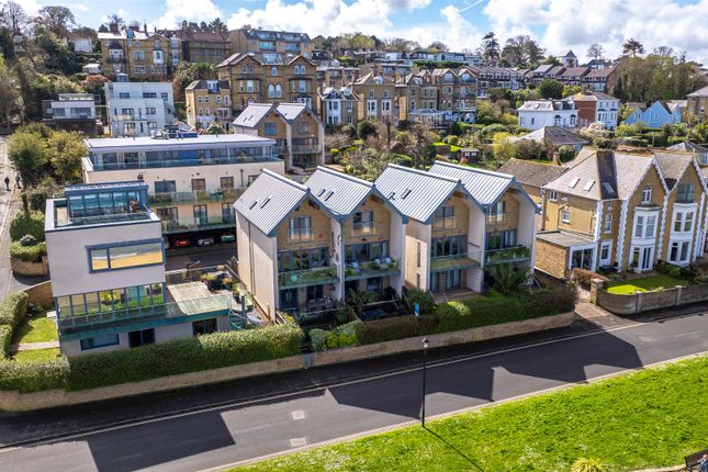 Town house for sale in Mornington Mews, Cowes