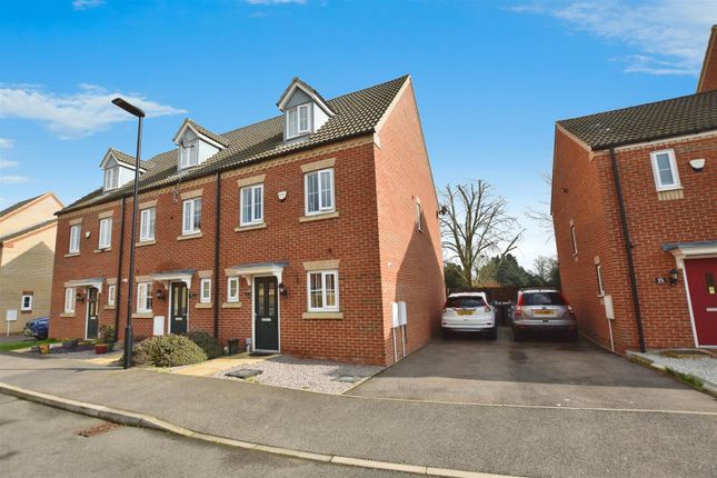 End terrace house for sale in Thirsk Close, Bourne