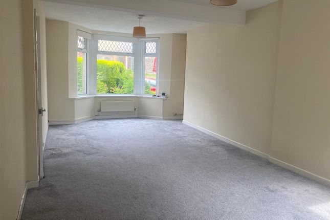 4, Bryn Crescent, Abertillery photo 2